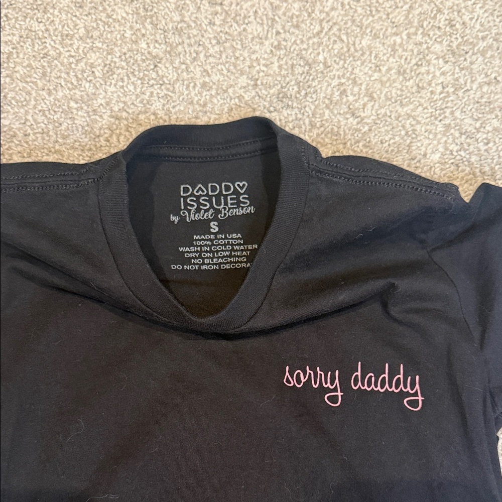 Sorry Daddy cropped tshirt - Picture 2 of 3